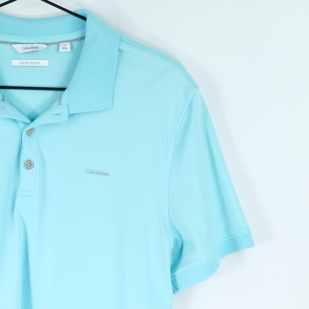*NWOT* Calvin Klein Men’s Liquid Touch Polo